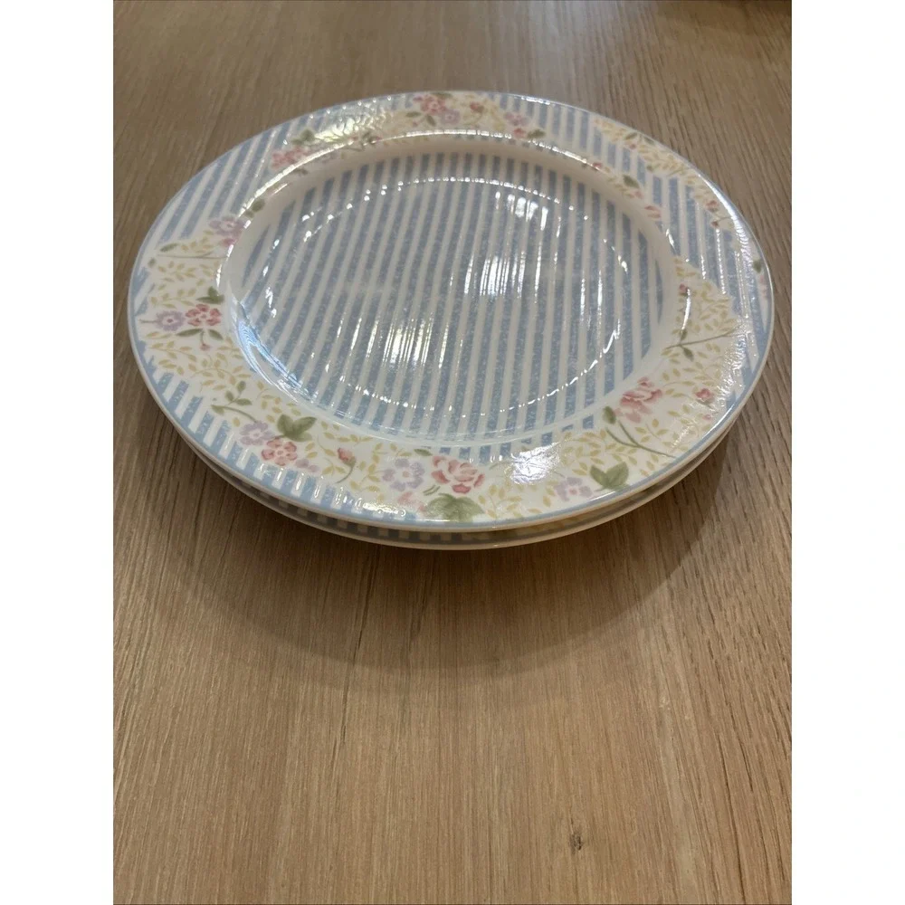 Guess Home Collection Decoupage Salad Plate Lot Of 2 8